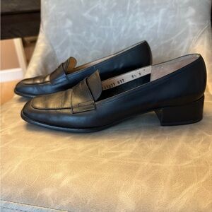Salvatore Ferragamo Black  Leather Women’s Loafers